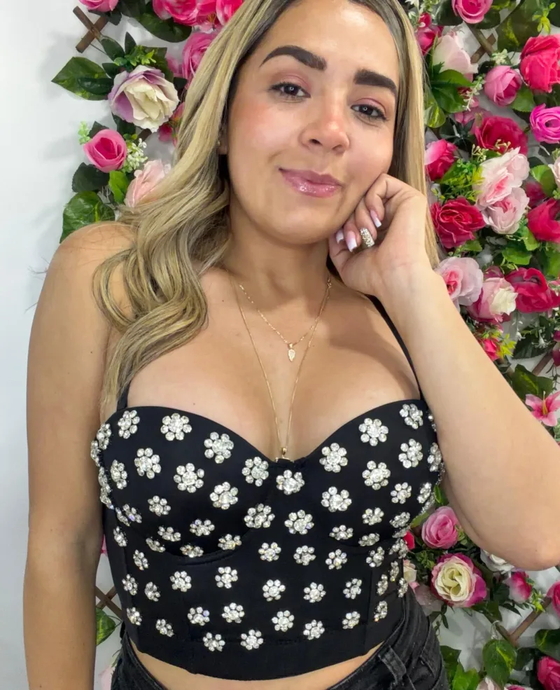 Corset Con Tiras Y Piedras Brillantes En Forma De Flor